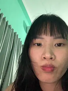 Snapshot of Ly-ny chatting on October 2025 07:23:01 PM Ly-ny online show from October 2025 07:23:01 PM