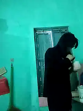 Snapshot of Ly-ny chatting on November 2025 03:05:01 AM Ly-ny online show from November 2025 03:05:01 AM