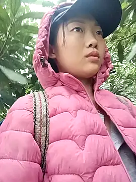 Snapshot of Ananine chatting on November 2025 12:31:02 AM Ananine online show from November 2025 12:31:02 AM