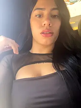 Catalinajones2 online show from November 2025 07:37:01 PM