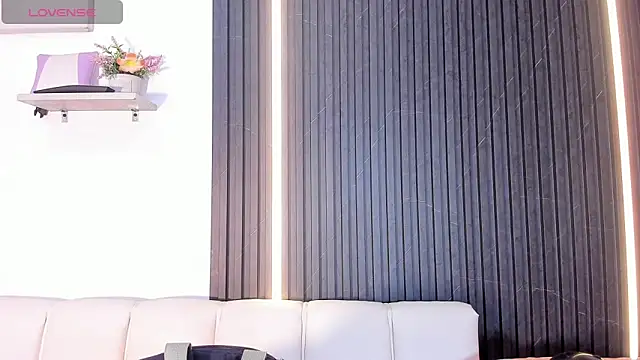 Gabrielaa Miller  online show from September 2025 07:41:01 PM