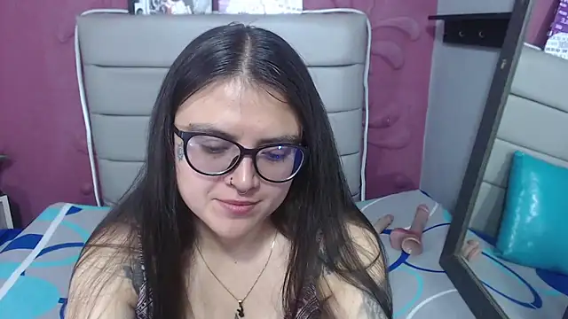 Cailing Zu online show from October 2025 07:35:02 PM