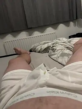 Snapshot of Charlie919111 chatting on October 2025 04:44:02 AM Charlie919111 online show from October 2025 04:44:02 AM