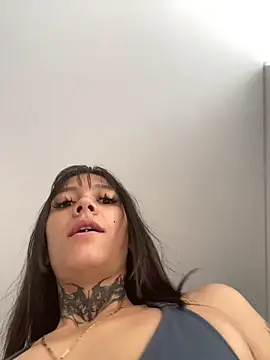 Miss-Jimena online show from October 2025 05:26:02 PM