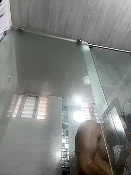 Snapshot of Diicaprio69 chatting on September 2025 08:32:02 PM Diicaprio69 online show from September 2025 08:32:02 PM