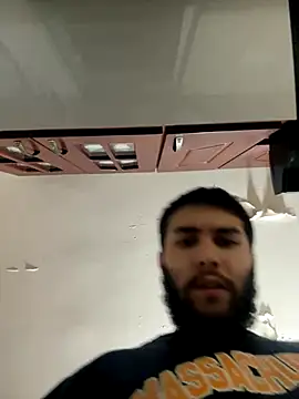 Snapshot of Diicaprio69 chatting on September 2025 09:40:02 PM Diicaprio69 online show from September 2025 09:40:02 PM