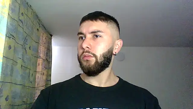 Snapshot of Diicaprio69 chatting on September 2025 06:46:01 PM Diicaprio69 online show from September 2025 06:46:01 PM