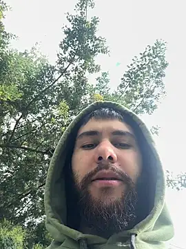 Snapshot of Diicaprio69 chatting on October 2025 08:38:01 PM Diicaprio69 online show from October 2025 08:38:01 PM