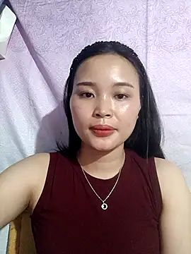 Snapshot of Lili_lovely chatting on October 2025 08:18:02 AM Lili lovely online show from October 2025 08:18:02 AM