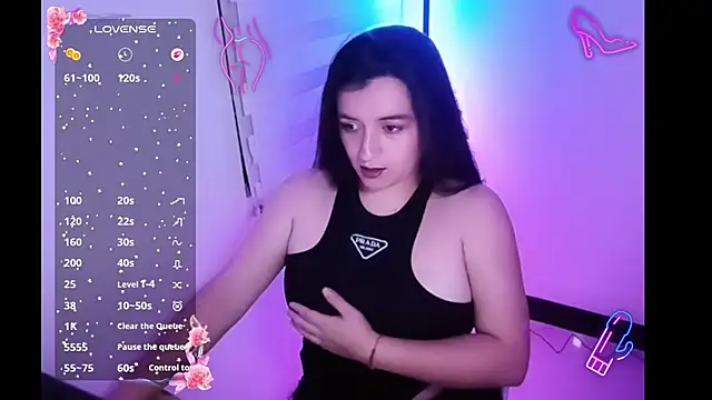 Snapshot of DanniG2000_ chatting on November 2025 02:32:01 AM DanniG2000 online show from November 2025 02:32:01 AM