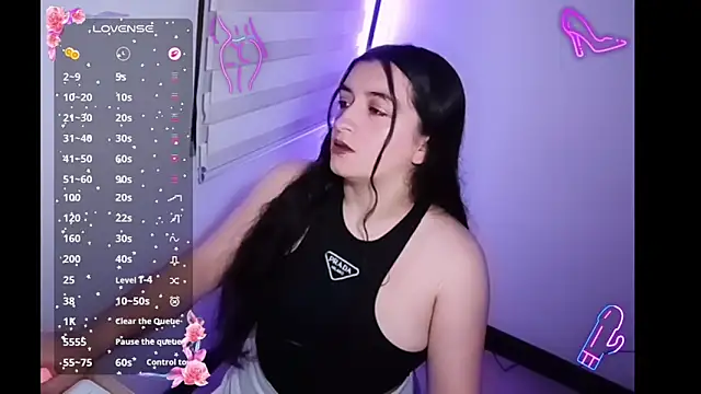 Snapshot of DanniG2000_ chatting on November 2025 03:28:02 AM DanniG2000 online show from November 2025 03:28:02 AM