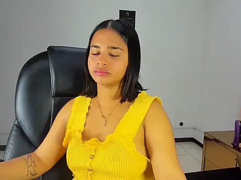 ScarletDoll online show from September 2025 03:11:01 AM