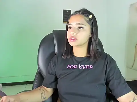 ScarletDoll online show from October 2025 03:30:01 AM