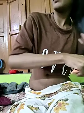 My-Ex online show from October 2025 01:11:01 PM