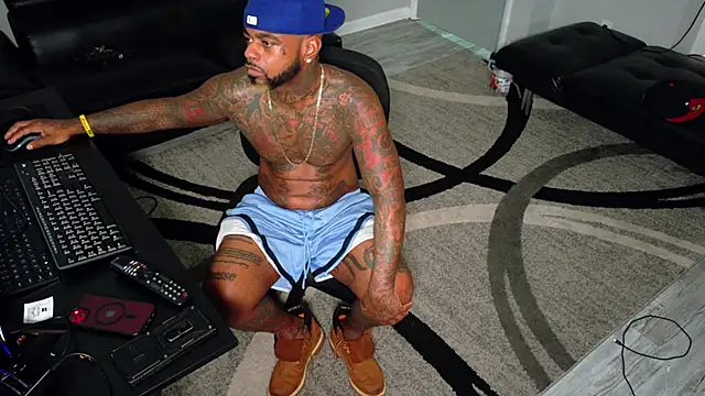 SLANGONDEMHOES online show from October 2025 03:00:01 PM