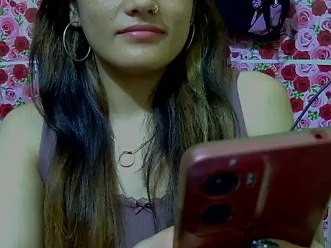 Amira90 online show from September 2025 03:34:01 PM