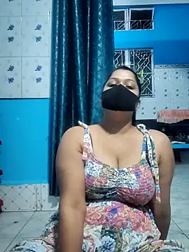 Hottie couple69 online show from October 2025 06:05:01 PM