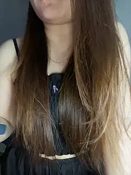 Hinne07 online show from September 2025 03:58:02 PM