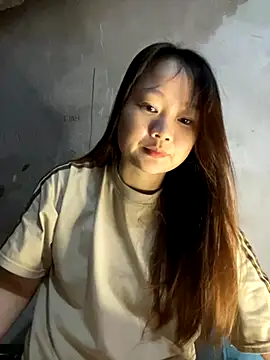 Hinne07 online show from November 2025 01:48:02 AM