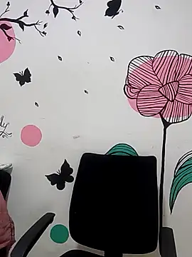 curvy diva  online show from October 2025 11:52:02 AM