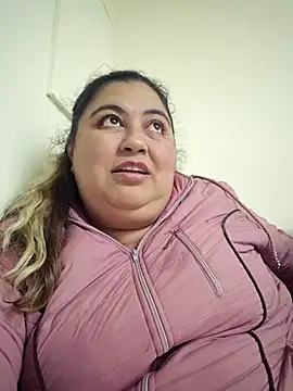 curvy diva  online show from October 2025 11:43:01 PM