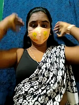 mini-queen online show from September 2025 06:20:01 PM