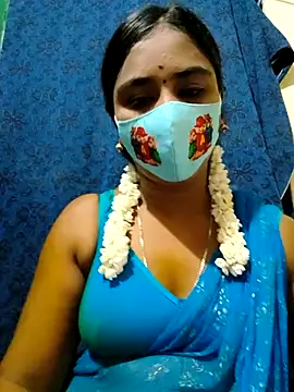 mini-queen online show from October 2025 03:41:01 PM