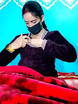 Snapshot of Pahadi_couple chatting on November 2025 08:25:02 AM Pahadi couple online show from November 2025 08:25:02 AM