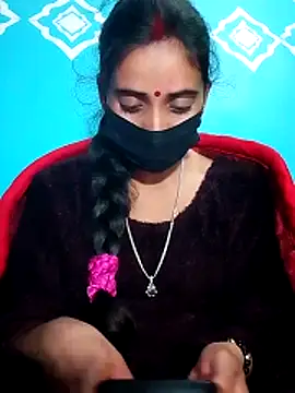 Snapshot of Pahadi_couple chatting on November 2025 08:48:02 AM Pahadi couple online show from November 2025 08:48:02 AM