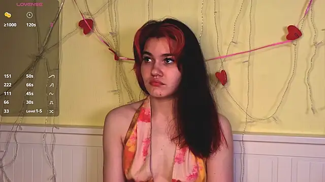 MauraSpurrier online show from November 2025 07:02:02 PM