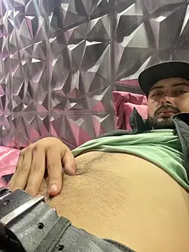 Snapshot of cristopher_wallacee chatting on October 2025 04:19:01 PM cristopher wallacee online show from October 2025 04:19:01 PM