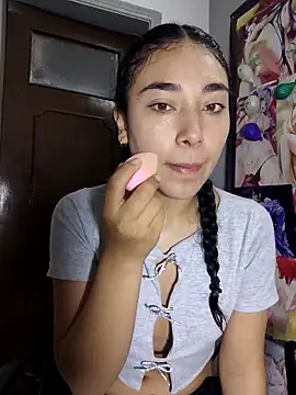 Snapshot of AmberGold- chatting on October 2025 09:40:01 AM AmberGold- online show from October 2025 09:40:01 AM