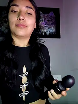 Snapshot of AmberGold- chatting on October 2025 09:10:02 AM AmberGold- online show from October 2025 09:10:02 AM