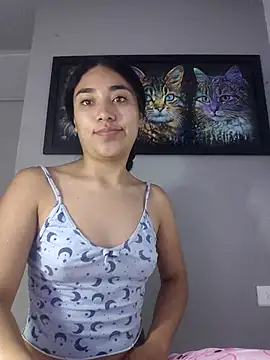 Snapshot of AmberGold- chatting on October 2025 08:57:02 AM AmberGold- online show from October 2025 08:57:02 AM