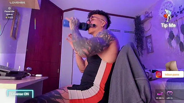 estebandi do online show from September 2025 11:01:01 AM