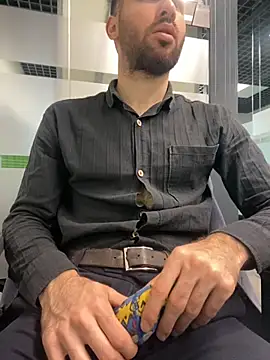 speddy34 online show from October 2025 06:34:02 AM