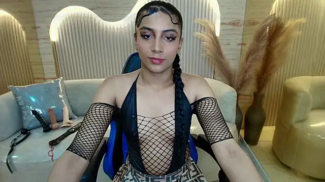 katty berry r online show from September 2025 07:48:01 PM