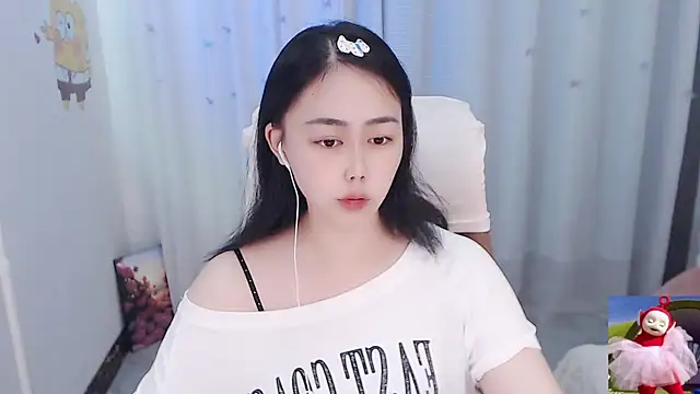 BOBO-jiang online show from September 2025 01:43:02 PM