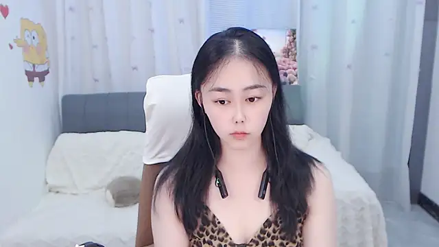 BOBO-jiang online show from September 2025 01:46:01 PM