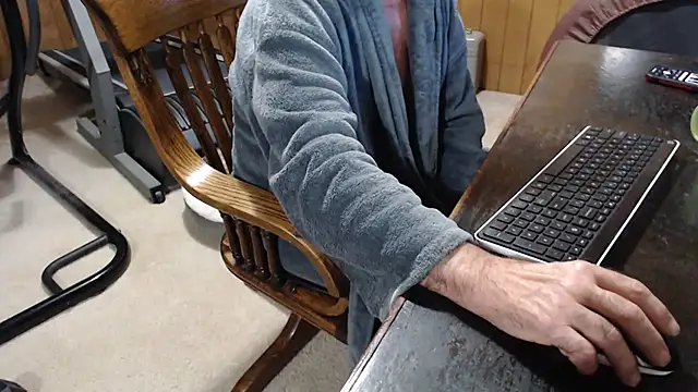 billy471 online show from October 2025 04:42:02 PM