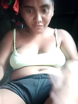 Lucy-Ferr online show from October 2025 03:13:01 PM