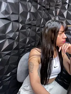 lil charme online show from September 2025 02:05:02 PM