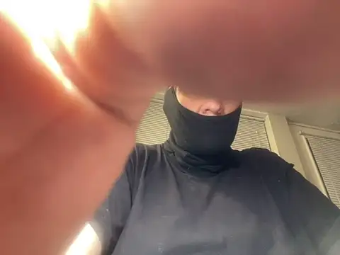 J3tbl4ck online show from October 2025 10:57:02 AM