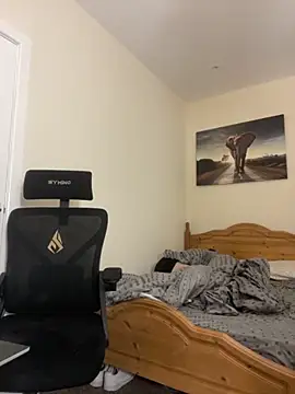 Snapshot of mixedcouplee69 chatting on September 2025 06:51:01 PM mixedcouplee69 online show from September 2025 06:51:01 PM