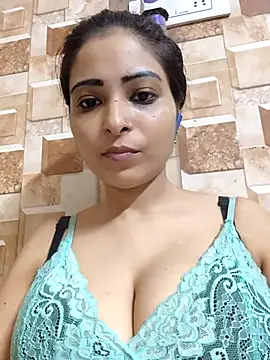 QUEEN-ADITI online show from September 2025 01:16:02 AM
