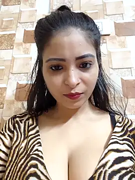 QUEEN-ADITI online show from September 2025 12:49:01 PM
