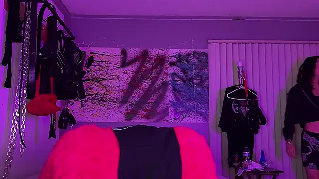 Snapshot of xoFrankie chatting on October 2025 02:56:02 AM xoFrankie online show from October 2025 02:56:02 AM