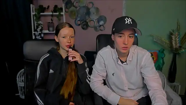 khloebeauty online show from October 2025 07:12:02 PM