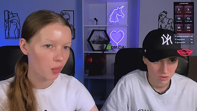 khloebeauty online show from October 2025 07:11:02 PM