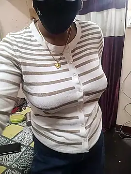 Snapshot of meenu_bhabhi547 chatting on November 2025 04:55:01 AM meenu bhabhi547 online show from November 2025 04:55:01 AM